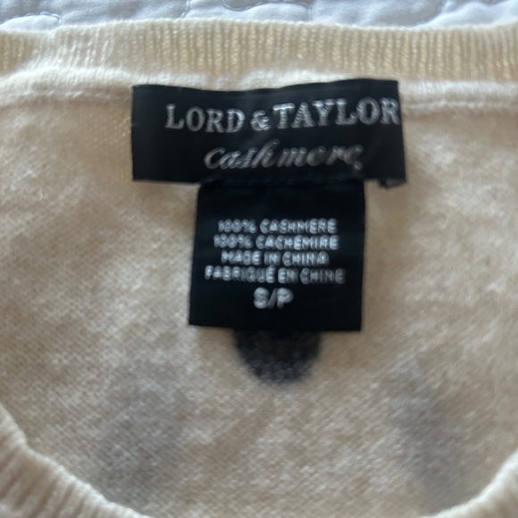 Lord & Taylor 100% Cashmere Sweater – Cream & Black - Picture 4 of 5